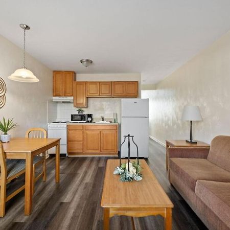 Affordable Suites Graham מראה חיצוני תמונה